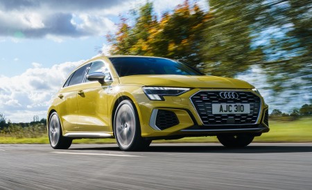2021 Audi S3 Sportback (UK-Spec) Front Three-Quarter Wallpapers  450x275 (40)