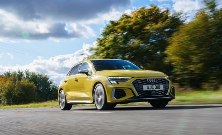 2021 Audi S3 Sportback (UK-Spec) Front Three-Quarter Wallpapers 450x275 (34)