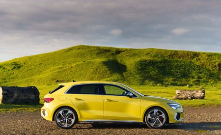 2021 Audi S3 Sportback (UK-Spec) Side Wallpapers 450x275 (51)