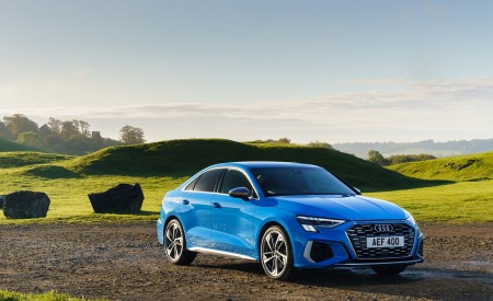 2021 Audi S3 (UK-Spec) Front Three-Quarter Wallpapers 450x275 (36)
