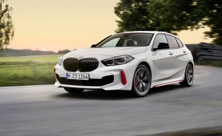 2021 BMW 128ti Front Three-Quarter Wallpapers  450x275 (3)