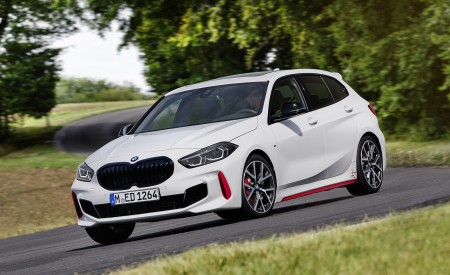 2021 BMW 128ti Front Three-Quarter Wallpapers  450x275 (2)