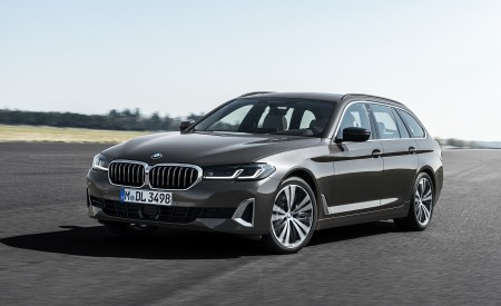 2021 BMW 5 Series Touring Front Three-Quarter Wallpapers 450x275 (9)