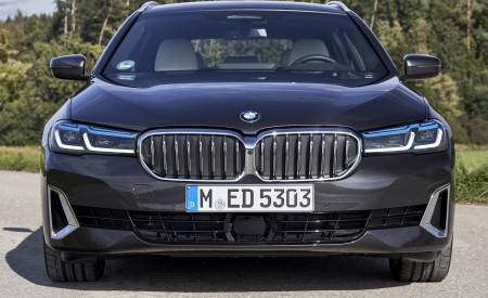 2021 BMW 5 Series Touring Front Wallpapers  450x275 (73)