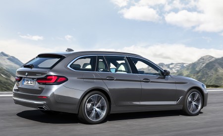 2021 BMW 5 Series Touring Rear Three-Quarter Wallpapers  450x275 (6)