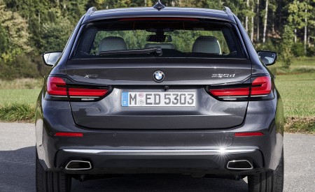 2021 BMW 5 Series Touring Rear Wallpapers 450x275 (77)