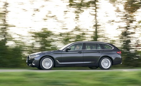 2021 BMW 5 Series Touring Side Wallpapers  450x275 (56)
