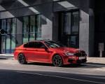 2021 BMW M5 Competition (UK-Spec) Front Three-Quarter Wallpapers 150x120 (16)