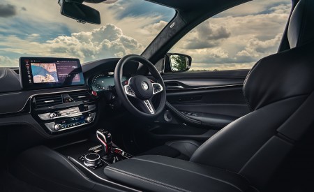 2021 BMW M5 Competition (UK-Spec) Interior Wallpapers  450x275 (36)