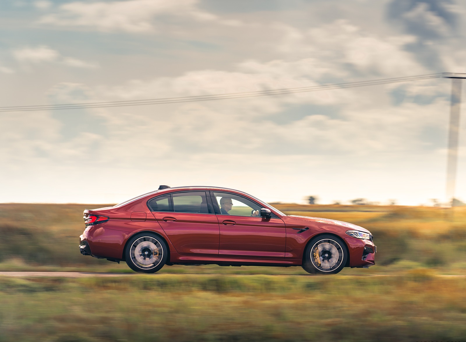 2021 BMW M5 Competition (UK-Spec) Side Wallpapers (7)