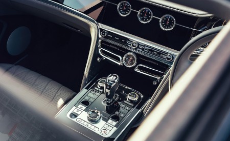 2021 Bentley Flying Spur V8 Central Console Wallpapers 450x275 (32)