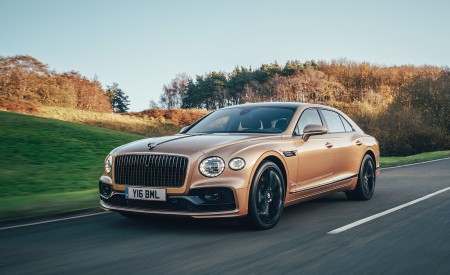 2021 Bentley Flying Spur V8 Front Three-Quarter Wallpapers 450x275 (51)