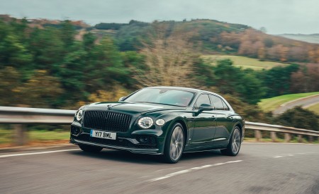 2021 Bentley Flying Spur V8 Front Three-Quarter Wallpapers 450x275 (36)