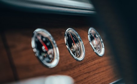 2021 Bentley Flying Spur V8 Interior Detail Wallpapers 450x275 (84)
