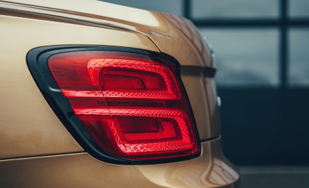 2021 Bentley Flying Spur V8 Tail Light Wallpapers 450x275 (66)