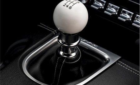 2021 Ford Mustang Mach 1 (EU-Spec) Interior Detail Wallpapers  450x275 (43)