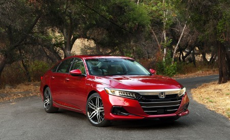 2021 Honda Accord Hybrid Front Three-Quarter Wallpapers  450x275 (5)