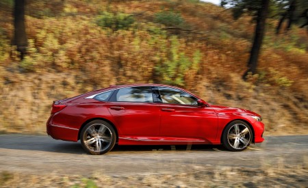 2021 Honda Accord Hybrid Side Wallpapers 450x275 (4)