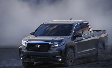 2021 Honda Ridgeline Front Three-Quarter Wallpapers 450x275 (5)