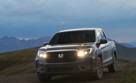2021 Honda Ridgeline Front Wallpapers 450x275 (9)