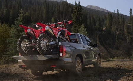 2021 Honda Ridgeline Rear Three-Quarter Wallpapers 450x275 (12)