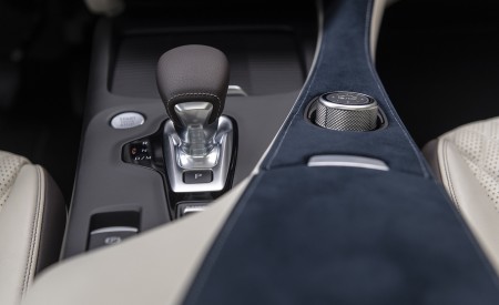 2021 Infiniti QX50 Central Console Wallpapers  450x275 (28)