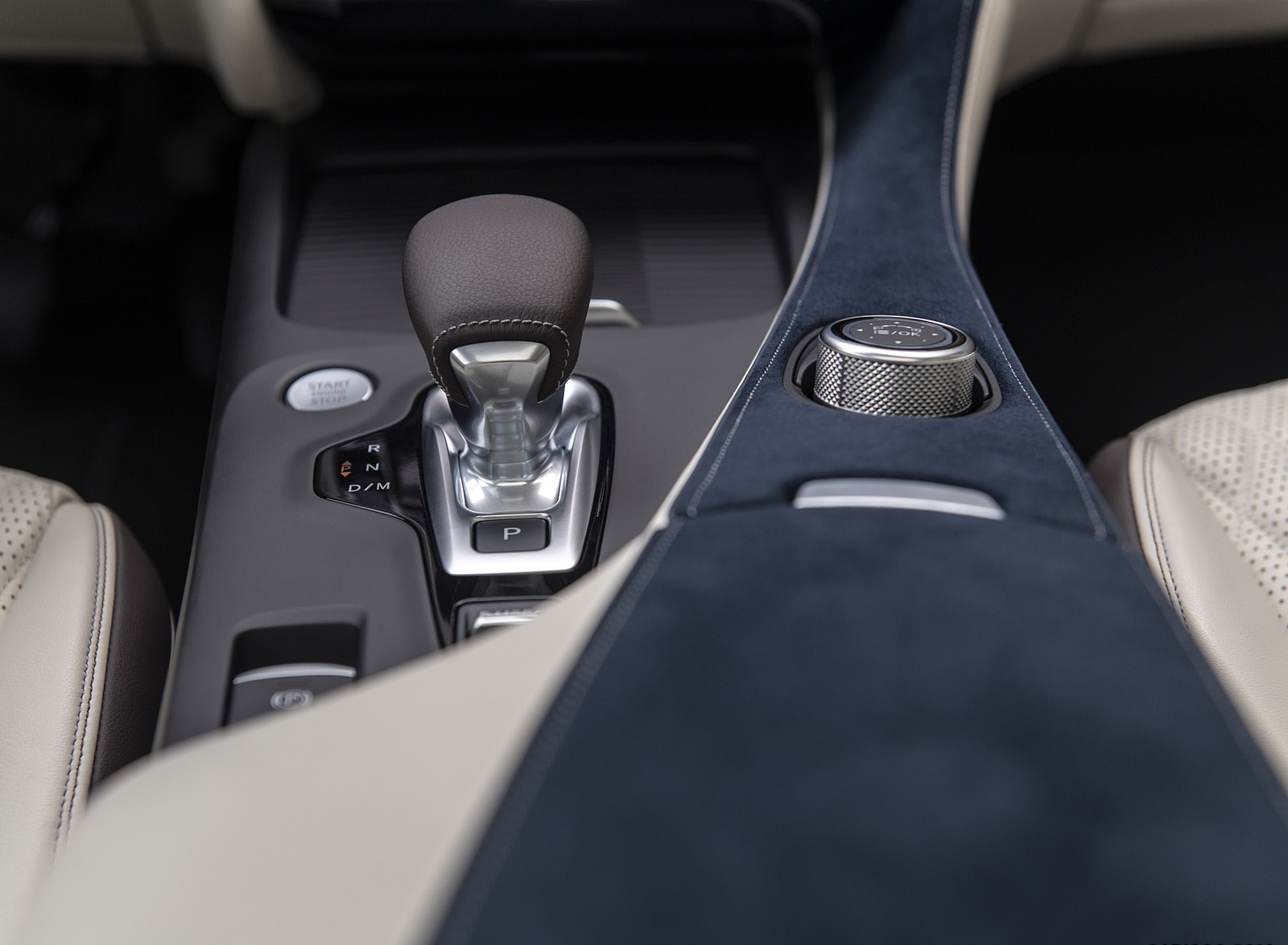 2021 Infiniti QX50 Central Console Wallpapers  #28 of 47