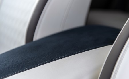 2021 Infiniti QX50 Interior Detail Wallpapers  450x275 (35)