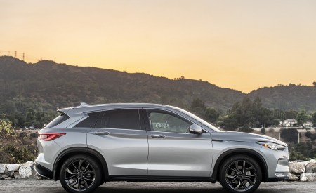 2021 Infiniti QX50 Side Wallpapers 450x275 (13)