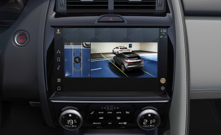2021 Jaguar E-PACE Central Console Wallpapers  450x275 (55)