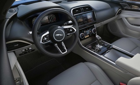 2021 Jaguar XE Interior Wallpapers 450x275 (17)