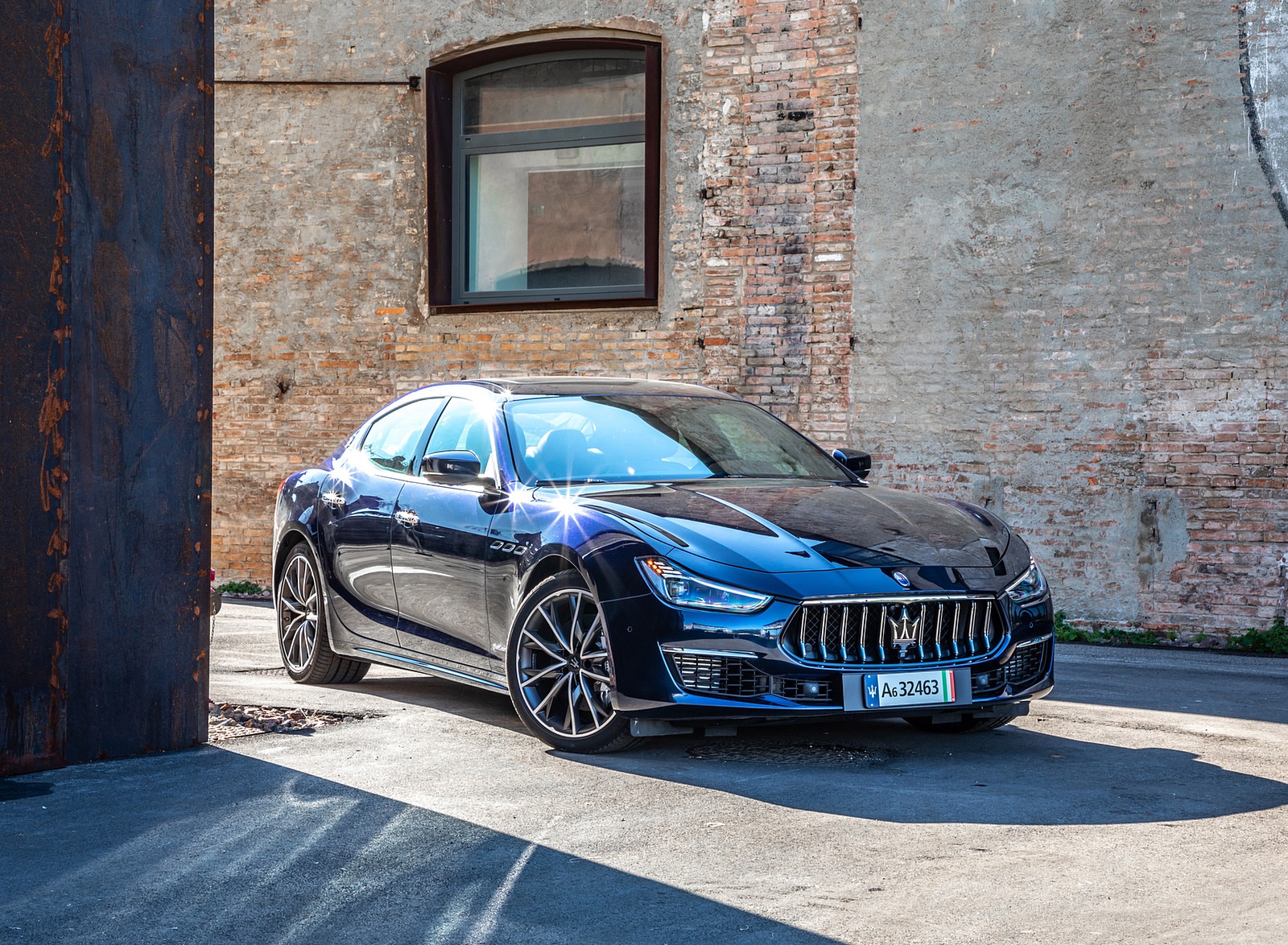 2021 Maserati Ghibli SQ4 GranLusso Front Three-Quarter Wallpapers (12)
