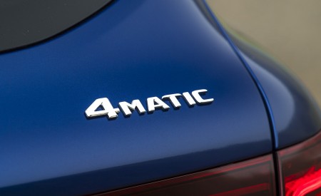 2021 Mercedes-Benz GLC 300 e Plug-In Hybrid (UK-Spec) Badge Wallpapers 450x275 (58)