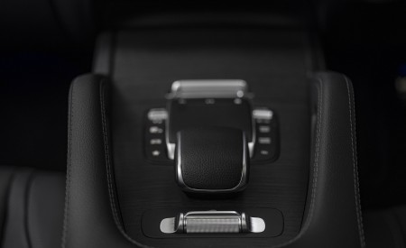 2021 Mercedes-Benz GLE Coupé 400d (UK-Spec) Central Console Wallpapers 450x275 (78)
