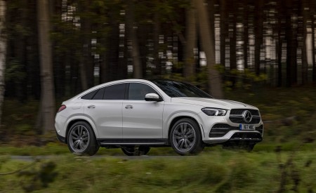 2021 Mercedes-Benz GLE Coupé 400d (UK-Spec) Front Three-Quarter Wallpapers 450x275 (24)