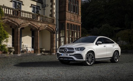 2021 Mercedes-Benz GLE Coupé 400d (UK-Spec) Front Three-Quarter Wallpapers 450x275 (43)