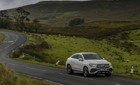 2021 Mercedes-Benz GLE Coupé 400d (UK-Spec) Front Three-Quarter Wallpapers 450x275 (25)
