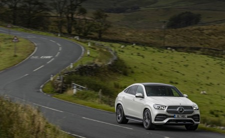 2021 Mercedes-Benz GLE Coupé 400d (UK-Spec) Front Three-Quarter Wallpapers 450x275 (9)