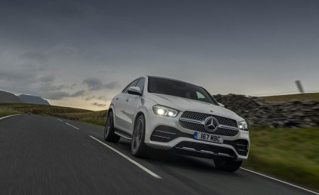 2021 Mercedes-Benz GLE Coupé 400d (UK-Spec) Front Three-Quarter Wallpapers 450x275 (7)