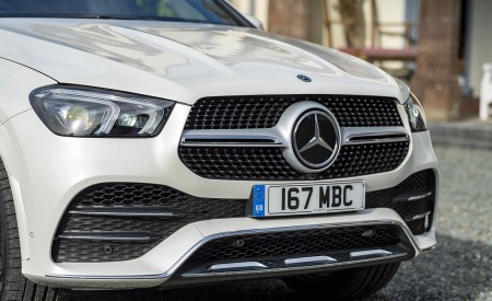 2021 Mercedes-Benz GLE Coupé 400d (UK-Spec) Grill Wallpapers 450x275 (53)