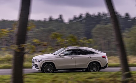 2021 Mercedes-Benz GLE Coupé 400d (UK-Spec) Side Wallpapers 450x275 (33)