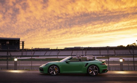 2021 Porsche 911 Turbo Cabrio (Color: Python Green) Side Wallpapers 450x275 (39)