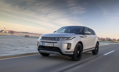 2021 Range Rover Evoque PHEV Front Three-Quarter Wallpapers 450x275 (3)