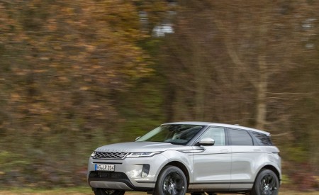 2021 Range Rover Evoque PHEV Front Three-Quarter Wallpapers 450x275 (6)