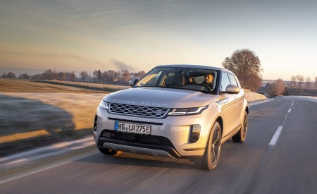 2021 Range Rover Evoque PHEV Front Wallpapers  450x275 (2)