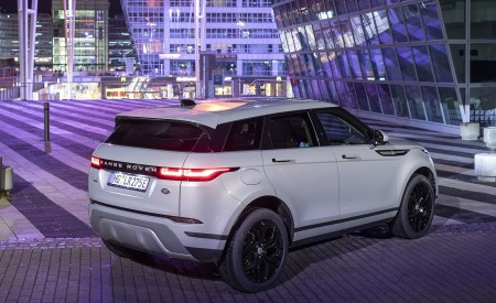 2021 Range Rover Evoque PHEV Rear Three-Quarter Wallpapers 450x275 (22)