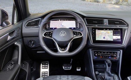 2021 Volkswagen Tiguan R-Line Interior Cockpit Wallpapers 450x275 (14)