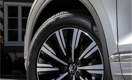 2021 Volkswagen Touareg eHybrid Wheel Wallpapers 450x275 (25)