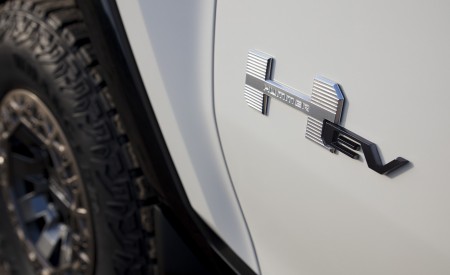 2022 GMC HUMMER EV Edition 1 Detail Wallpapers 450x275 (36)