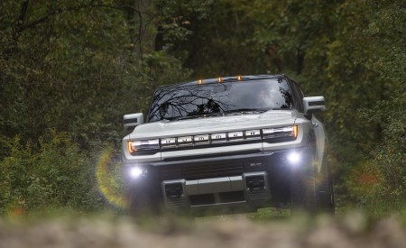 2022 GMC HUMMER EV Edition 1 Front Wallpapers 450x275 (8)